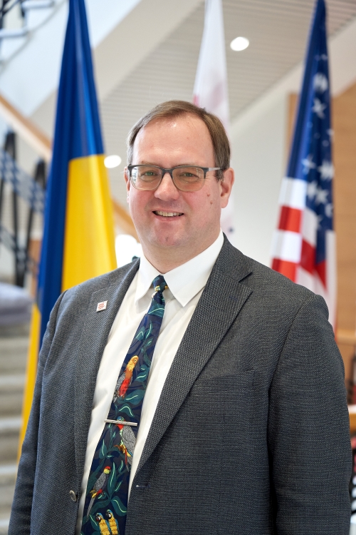 Dr. Volodymyr Vakhitov